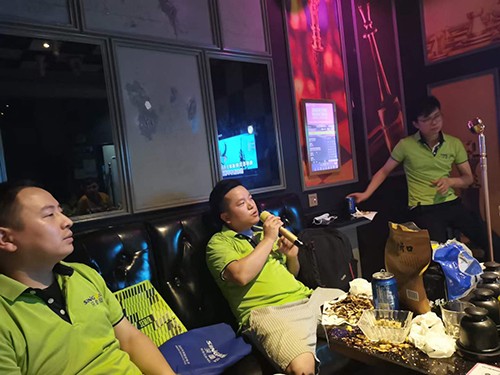 深國安電子團(tuán)建K歌比賽